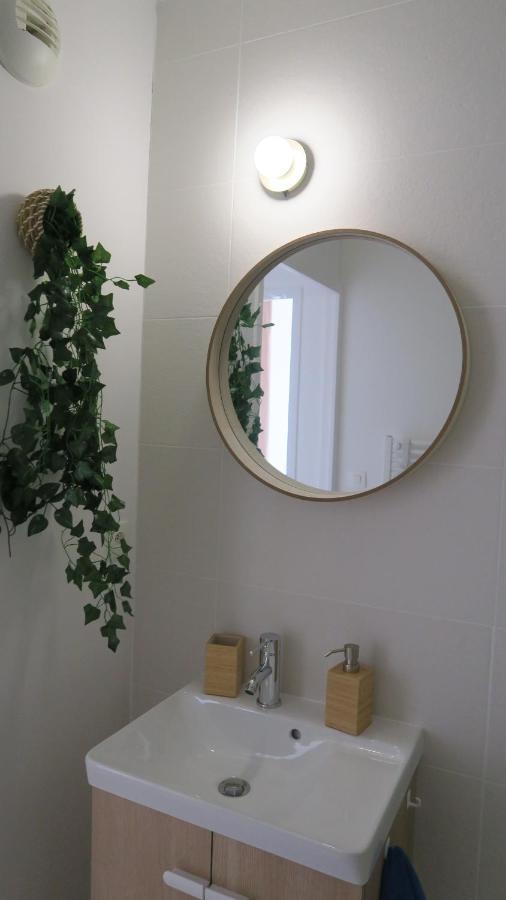 Appartement Chaleureux Et Elegant En Residence. Labastidette Bagian luar foto