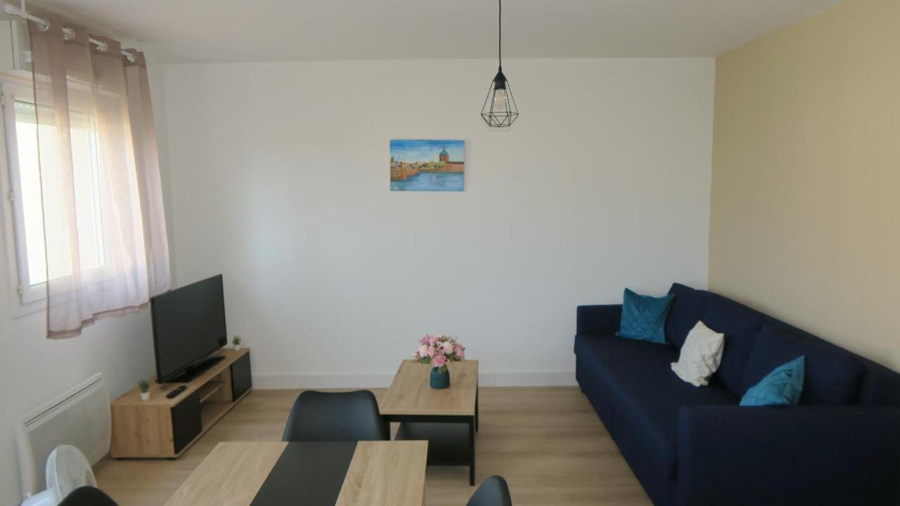 Appartement Chaleureux Et Elegant En Residence. Labastidette Bagian luar foto